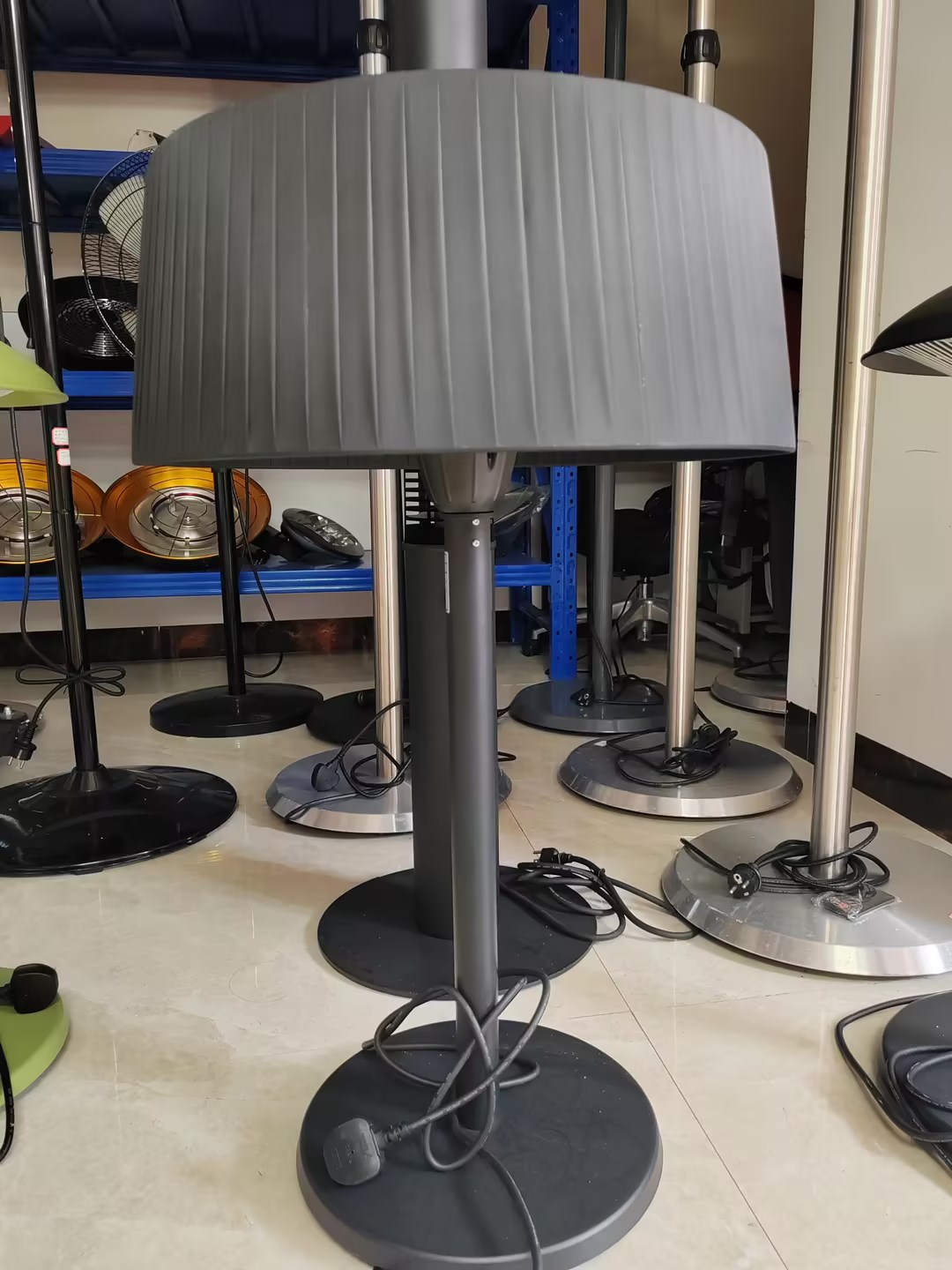 Halogen heater bulb